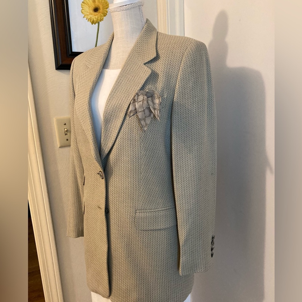 Escada Vintage Blazer - Picture 4 of 9